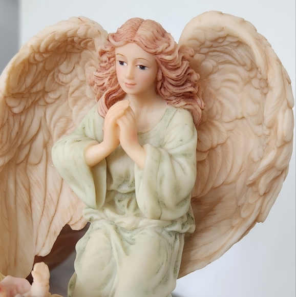 👼 Seraphim Classics Francesca “Loving Guardian” Angel Music Box – 1998 - Picture 8 of 13
